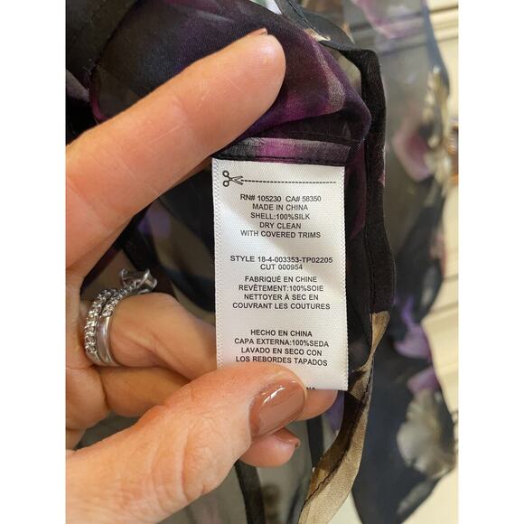 NWT $300 Equipment Boleyn 100% Silk Sheet Floral Button Front Blouse Small - Picture 11 of 13